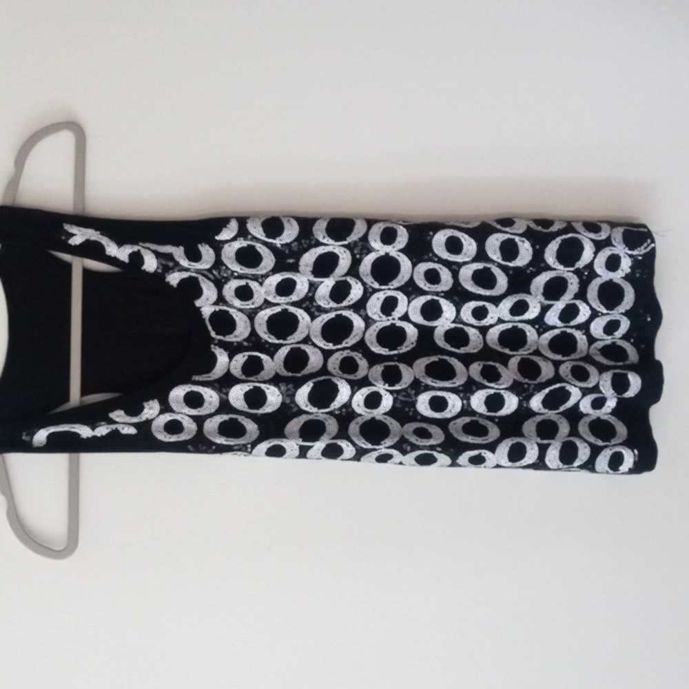 Tank top, sequins color black and white